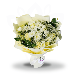 Simple white bouquet